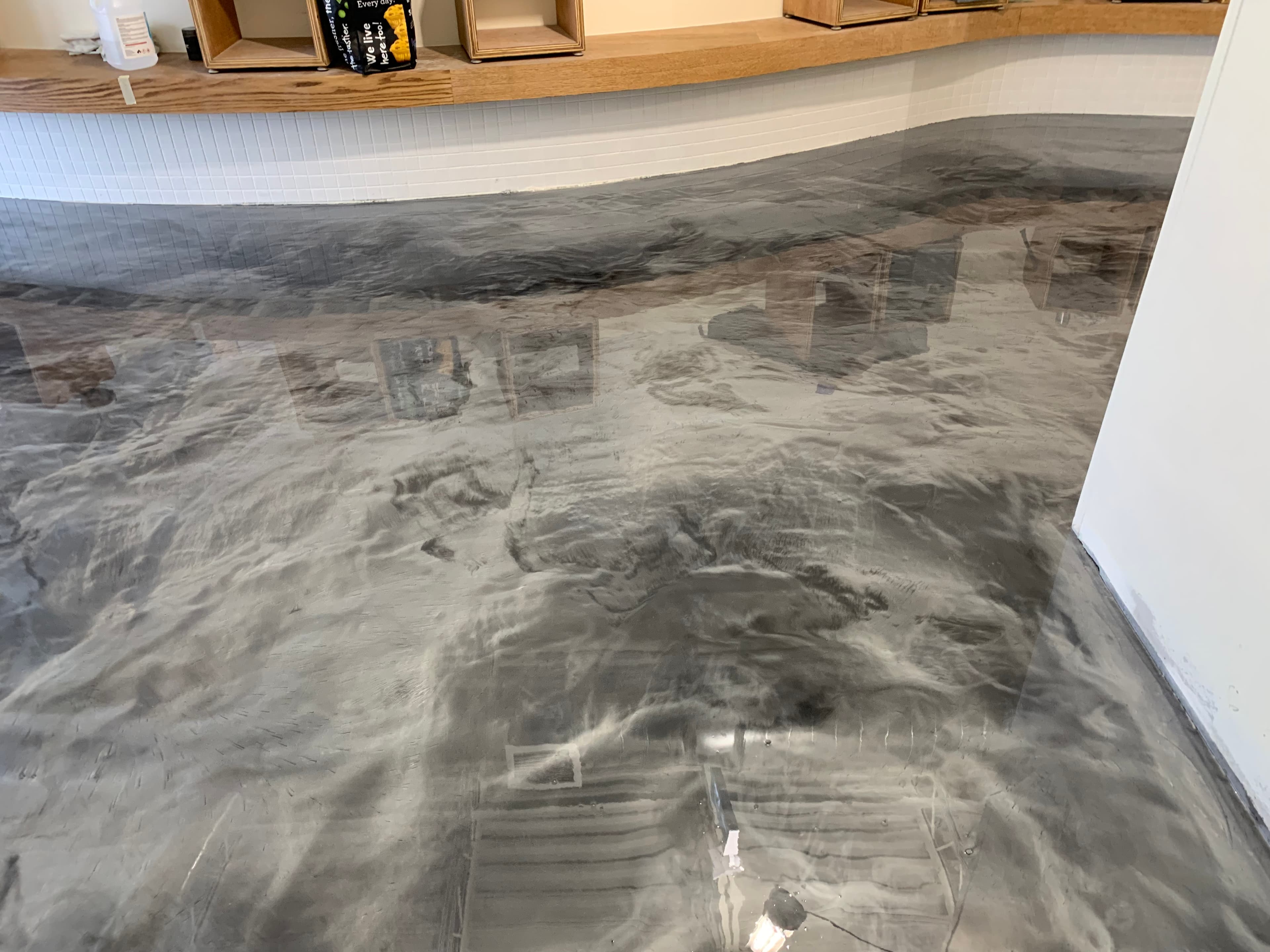 Resturant Downtown Toronto Metalic Gray And Silver – Epoxy Flooring in Toronto